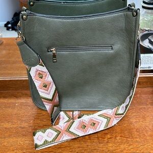 XL Jen & Co green crossbody with removable strap for personalization!